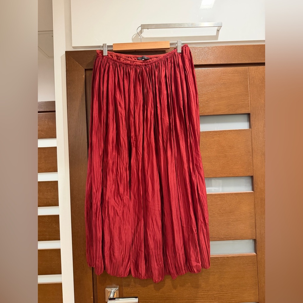 The Row Juri Pleated Silk Skirt